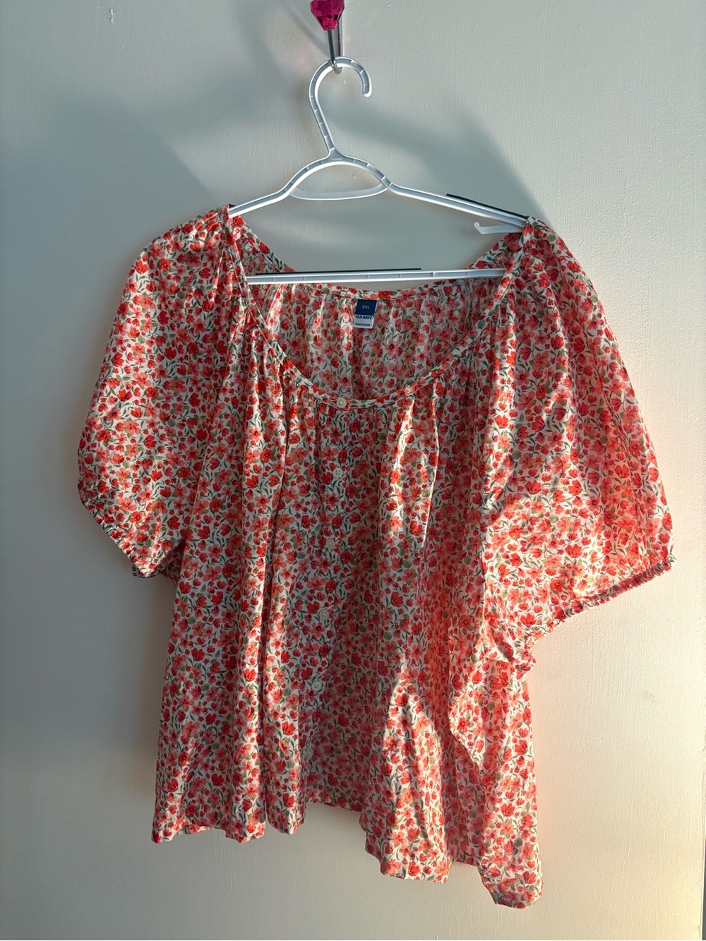 Old Navy Coral Floral Puff Sleeve Blouse